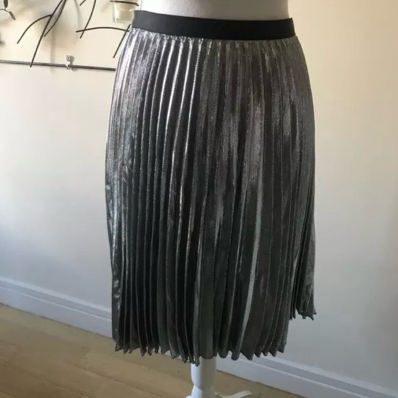 Diane von Furstenberg DVF Heavyn Metallic Silver Fine Pleated Skirt size 10 NWT - Picture 11 of 12